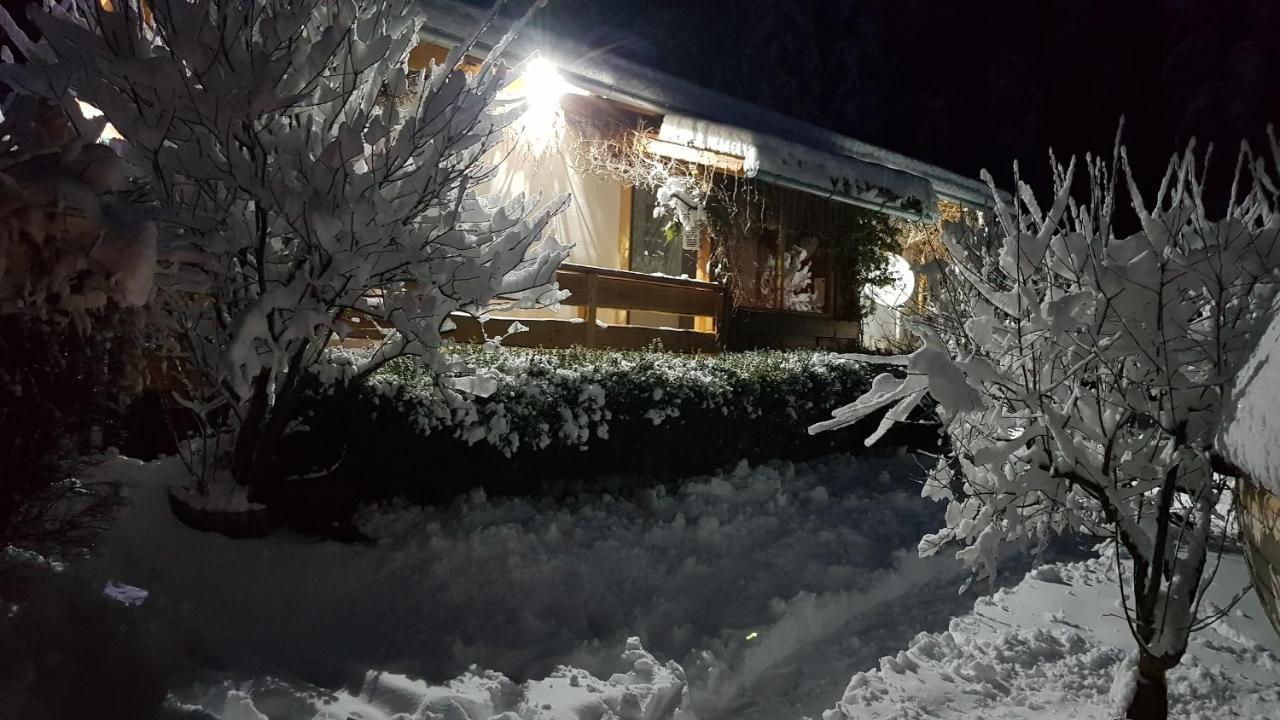 Villa Knusperhaeuschen Maria Nikoletta Witra Esterno foto
